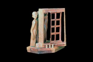 Luigi Sandi: Coppia di sposi con paravento, 1985 - legno di mandorlo - cm 29x38x21