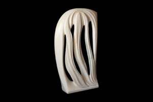 Luigi Sandi: Cascata, 2017 - marmo rosa portogallo - cm 42x80x12