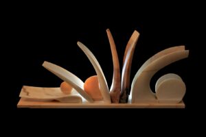 Luigi Sandi: Ventaglio, 2011 - marmo misto - cm 120x55x21