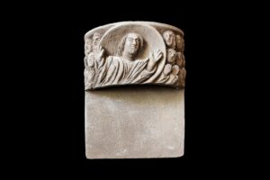 Luigi Sandi: Ambone, 1993 - terracotta - cm 18x23x18